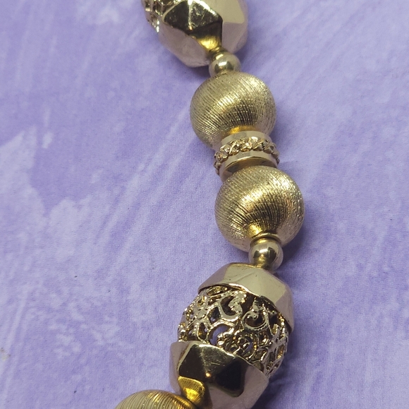 Vintage 1960s Signed Monet Goldtone Chunky Beaded Necklace - Picture 3 of 8